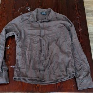 Shout house men's button down long sleeve